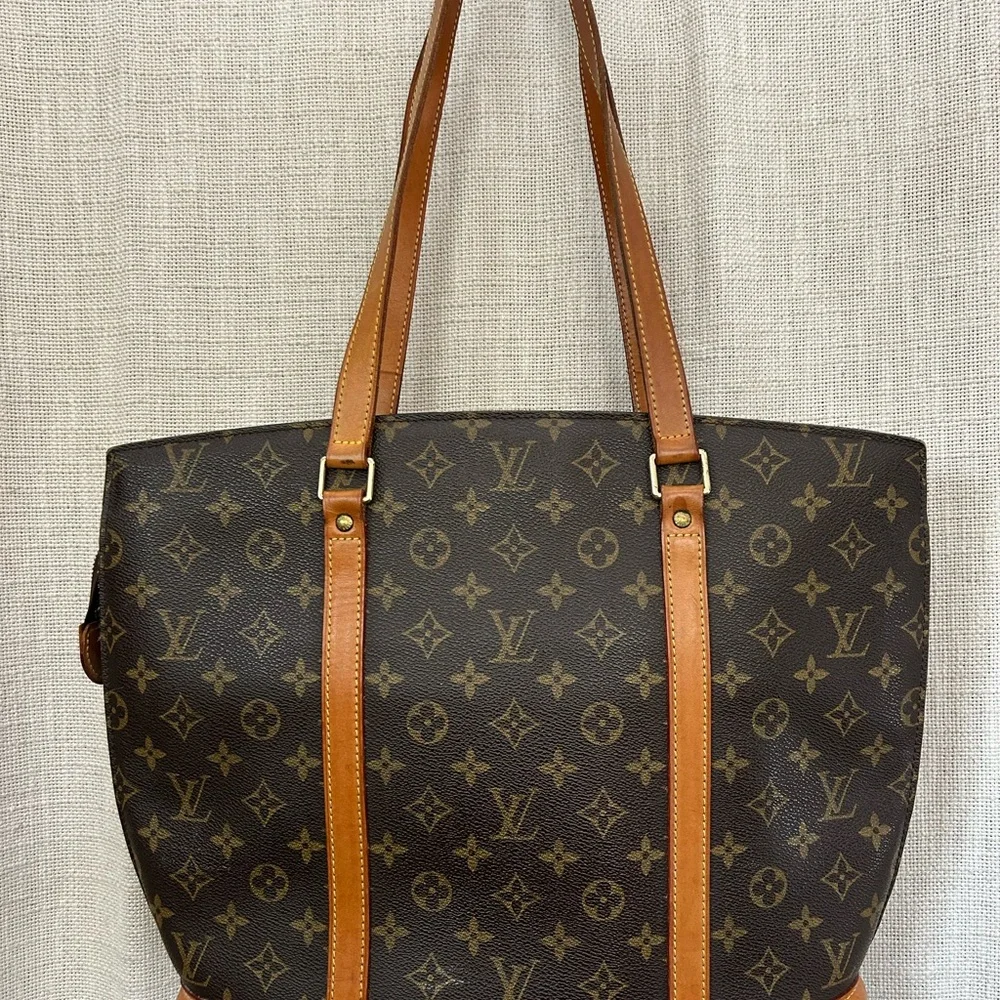 Louis Vuitton vintage shoulder bag - Picture 3 of 16